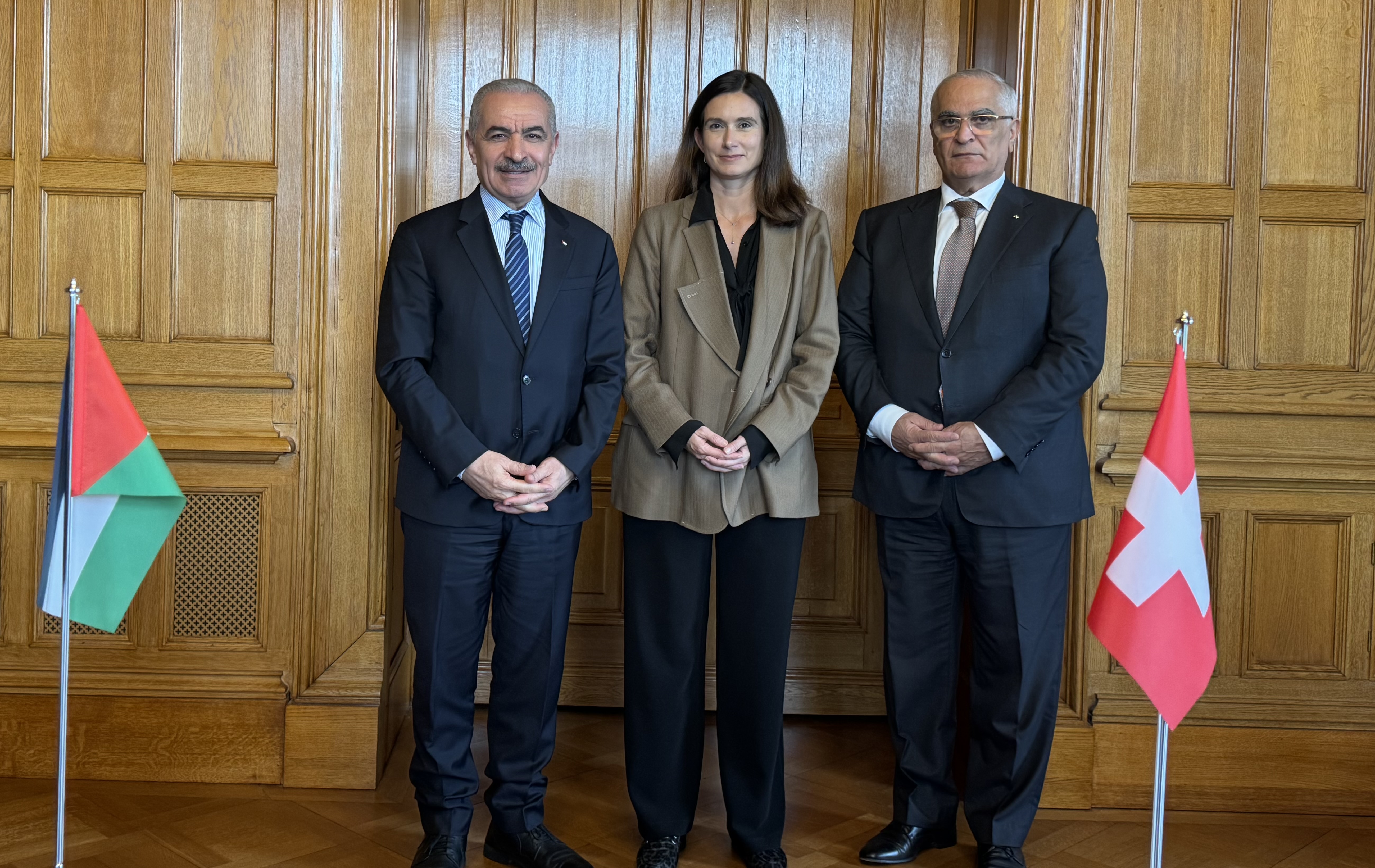 جانب من اللقاء